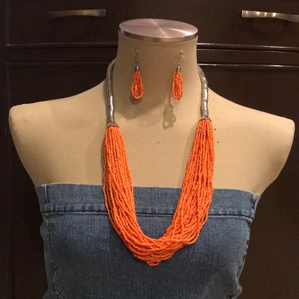 Beaded necklace